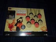 HALLOWEEN LIGHTS LEATHERFACE TEXAS CHAINSAW NEW INDOOR OUTDOOR MUSICAL 8 STRING