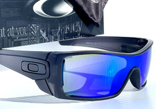 Oakley BATWOLF Matte Blackout POLARIZED Galaxy Blue lens Sunglass 9101
