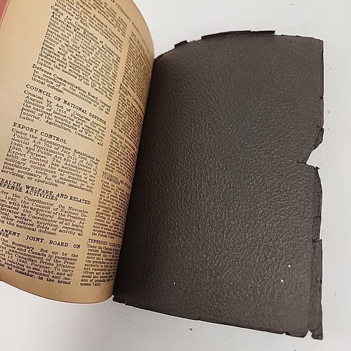 1942 Webster's Practical Illustrated Dictionary Atlas & Military & Naval Facts - Picture 13 of 19