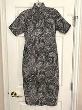 Vintage 1940s/1950s Chinese Cheongsam Black  White paisley-like design