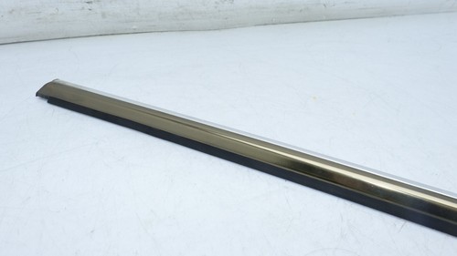 98-02 w208 MERCEDES CLK320 COUPE PASSENGER RH QUARTER GLASS BELT MOLDING T5204 - Picture 7 of 10