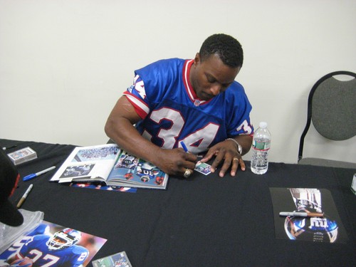 NY GIANTS SUPER BOWL XXV CHAMPION LEWIS TILLMAN AUTOGRAPHED ROOKIE CARD W/COA - Picture 3 of 3