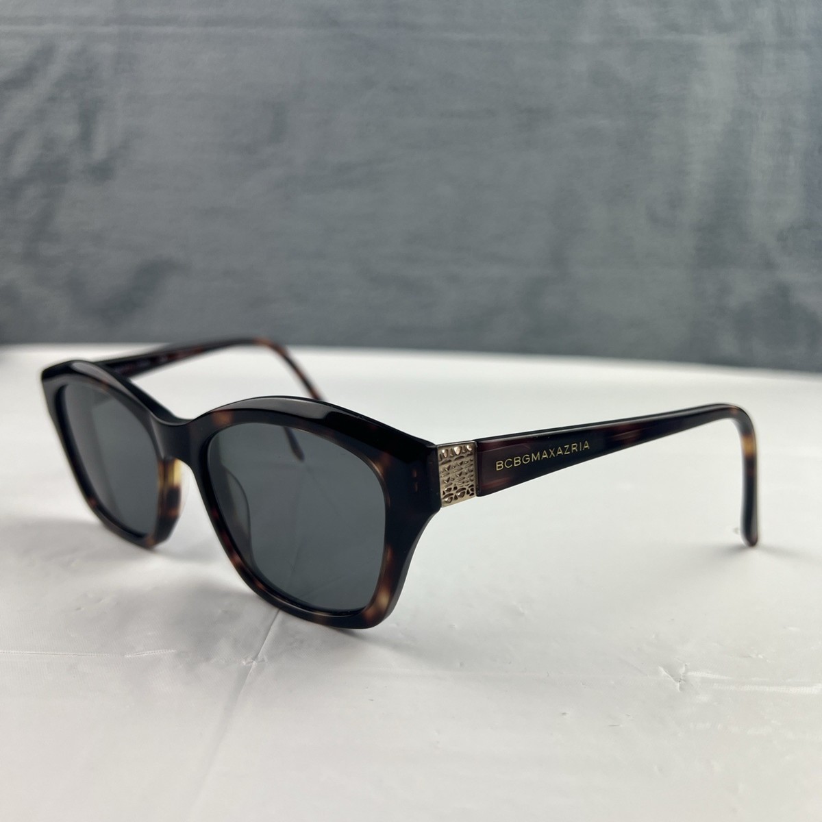BCBG Maxazria Devour Cat-Eye Tortoise Shell Eyeglasses Frame  display picture 2