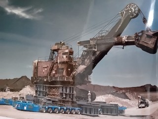 Original Goldhofer brochure. Road heavy duty special transport.