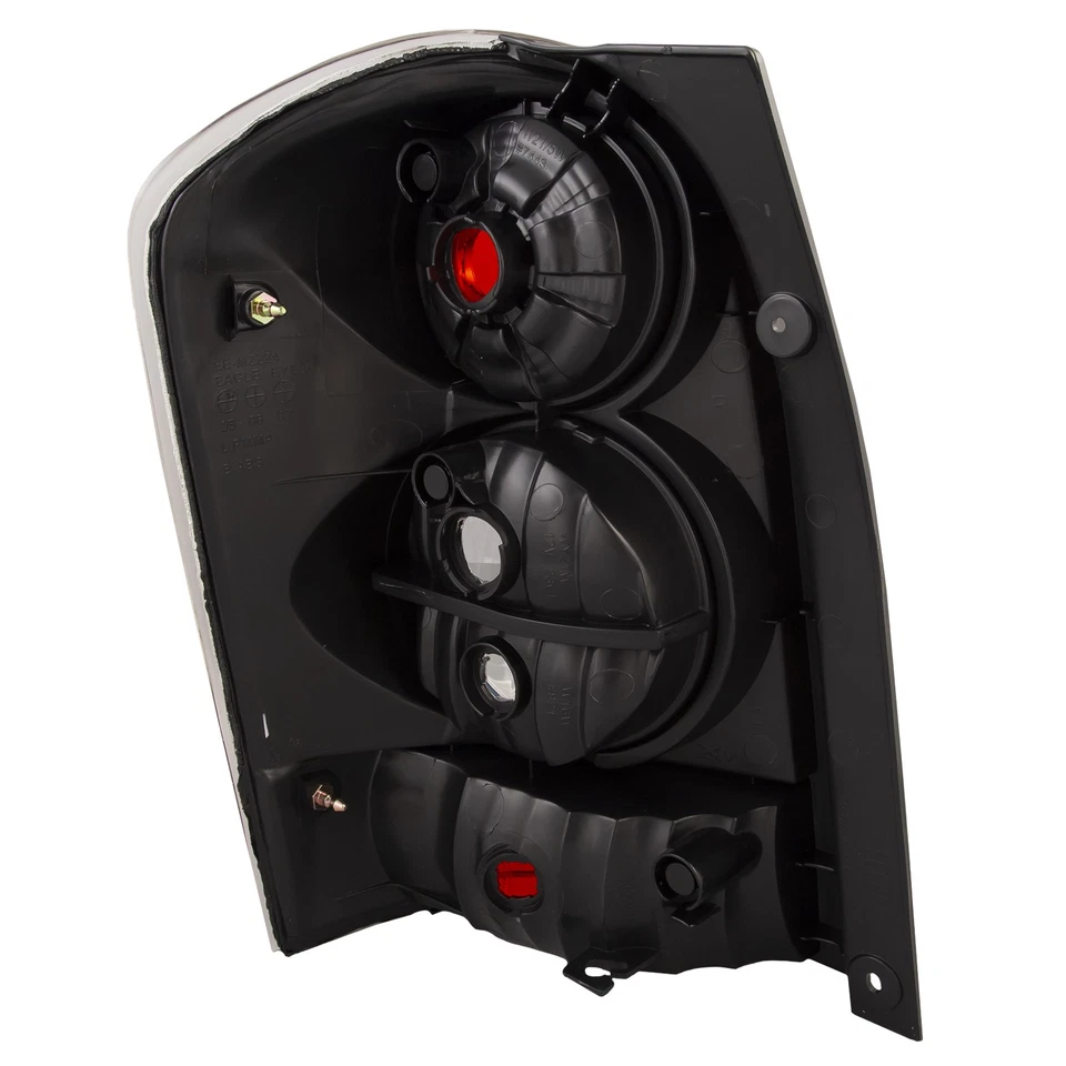 Luz trasera lado del conductor para Mazda MPV 04-06 con molduras basculantes Foto 4 de 4