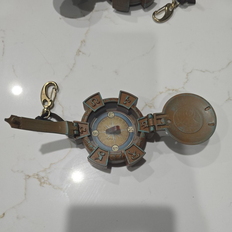 Magiquest Magic Compass From Creative Kingdom Great Wolf Lodge 2005  Toy