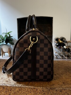 【希少】 LOUIS VUITTON Damier Ebene Speedy Bandouliere 30 LOUIS VUITTON: Damier Ebene Speedy Bandouliere 30 – Luv Luxe