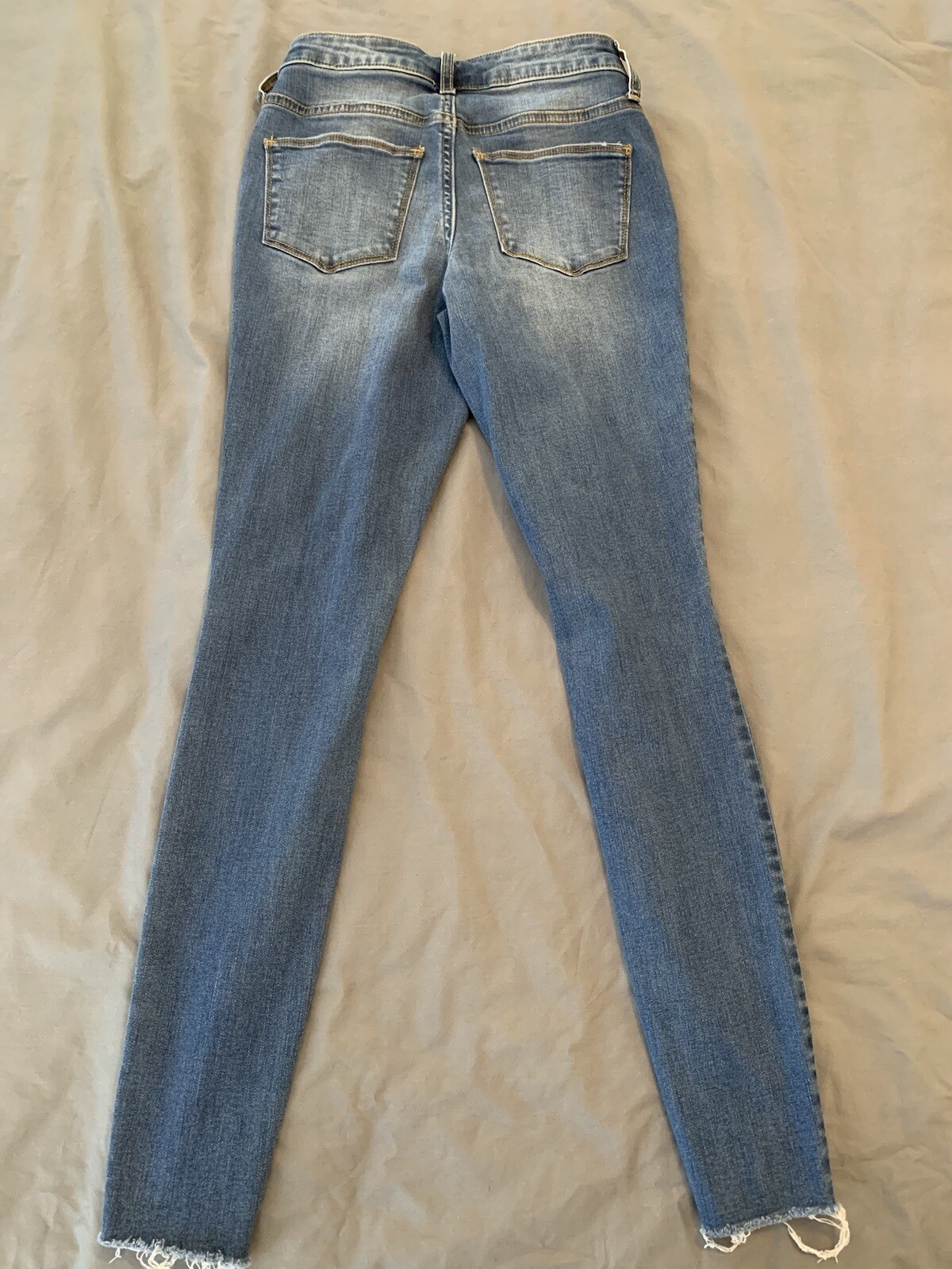 Universal Thread High Rise Jegging Distressed Jun… - image 11