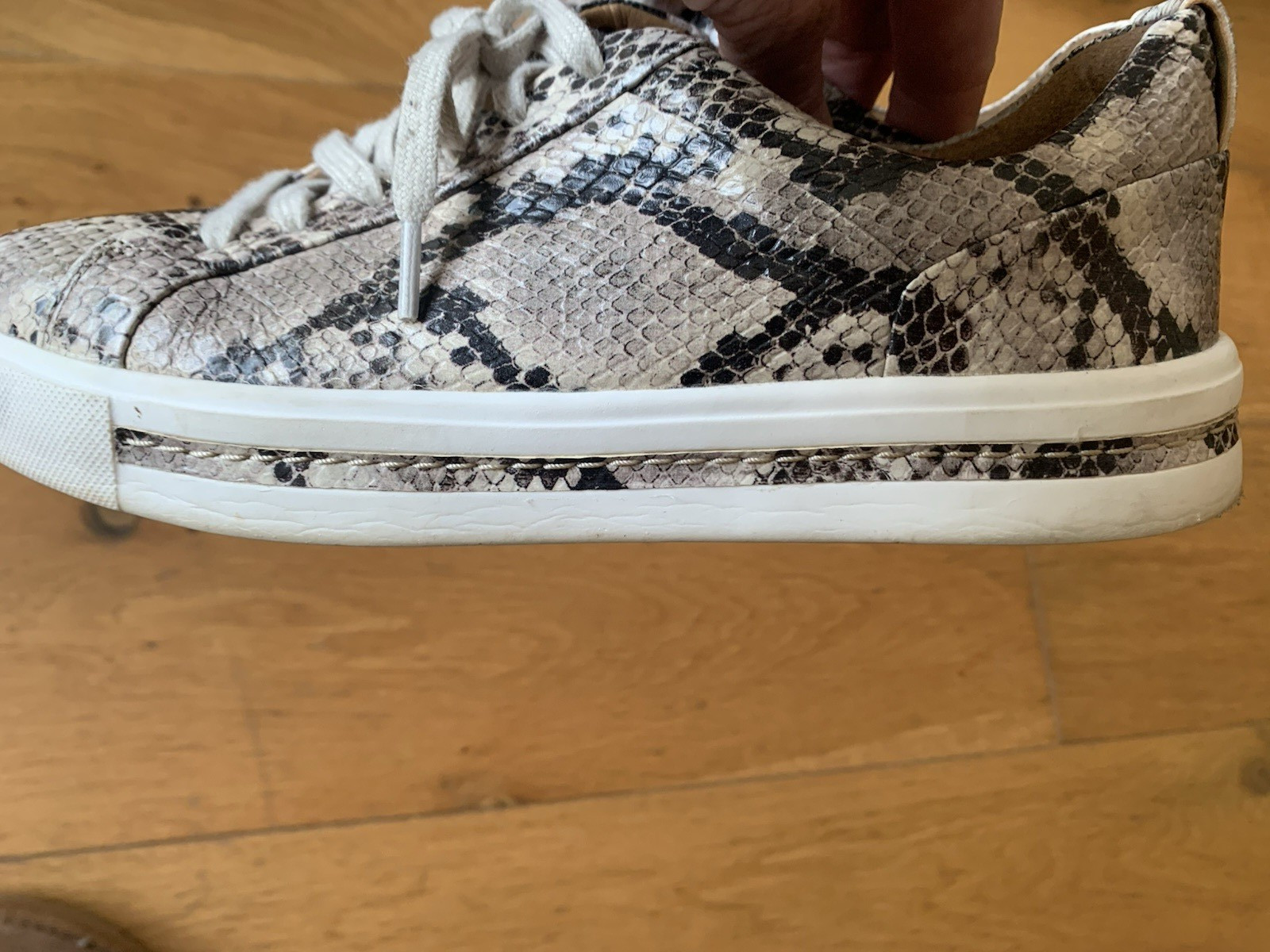 Clarks unstructured  Un Maui Trainers Size Uk 3.5… - image 5