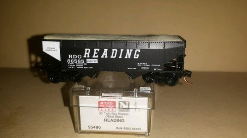 Micro-Trains Spur N 33' Twin Bay Hopper versetzte Seiten Ablesung 55490 - Bild 1 von 2