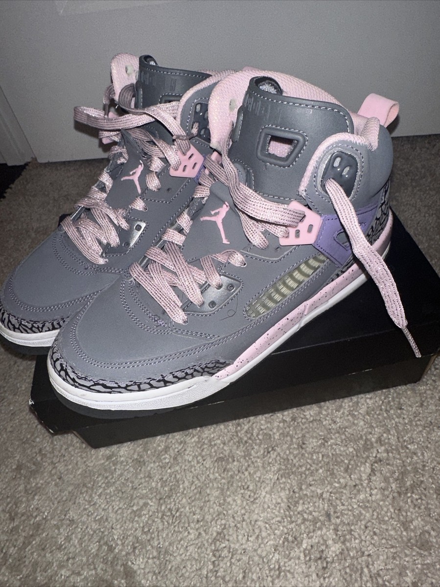 jordan spizike grey and pink
