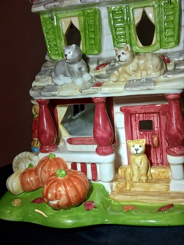 Vintage Halloween Harvest House Luminous Treasures Autumn's Glow Avon 2002 - Picture 6 of 18