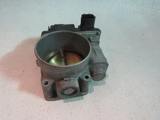 2006 Infiniti G35 Sedan Throttle Body OEM R20344