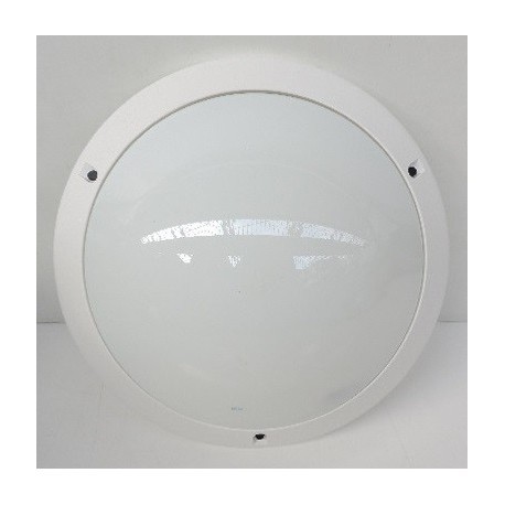 Hublot extérieur LED 22W anti-casse pour remplacer un vieux luminaire et éclairer une allée sombre