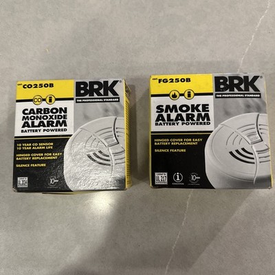 Set of 2 BRK Carbon Monoxide & Smoke Alarm Detector CO250B FG250B NEW OPEN BOX