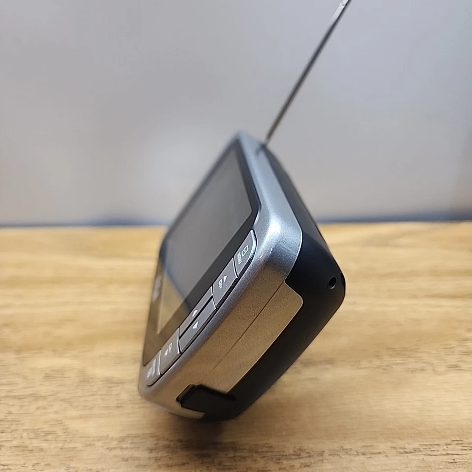 RCA DHT235C DTV Portable 3.5" LED Digital Handheld Color TV - New - Tested  - Image 4 of 4