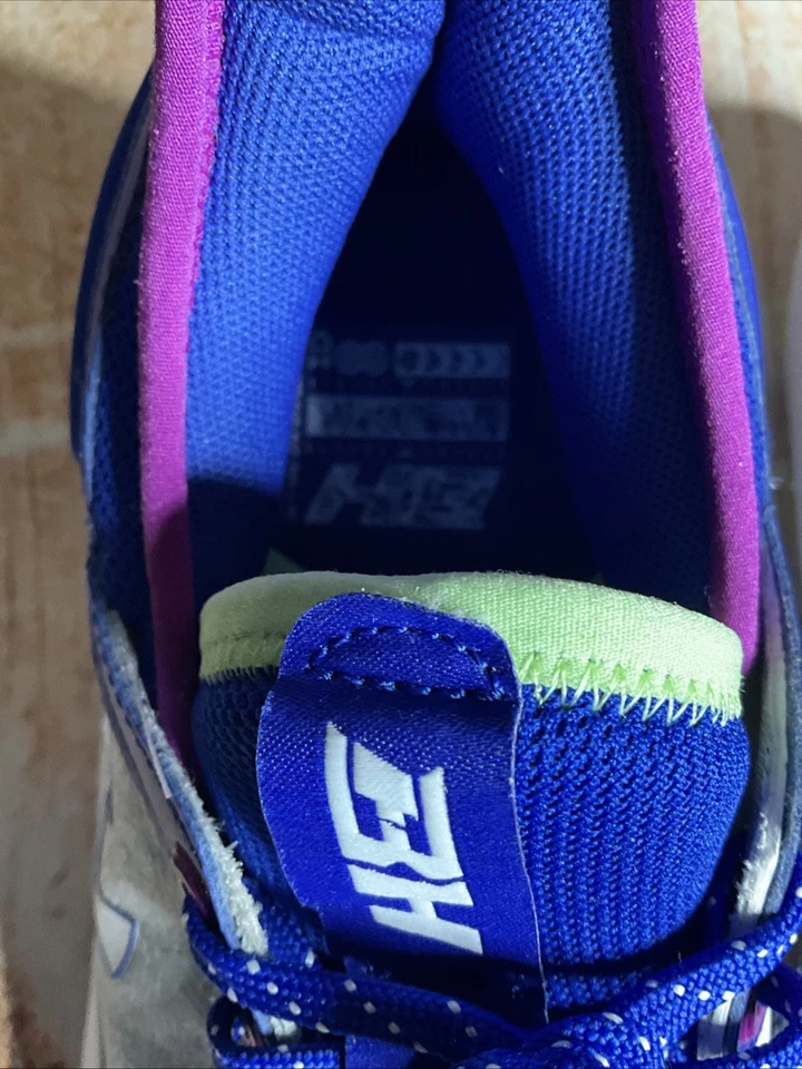 Under Armour Harper 8 Elite White Blue 9/11/11.5 Baseball Cleats 3026591-101 - Image 3 of 4