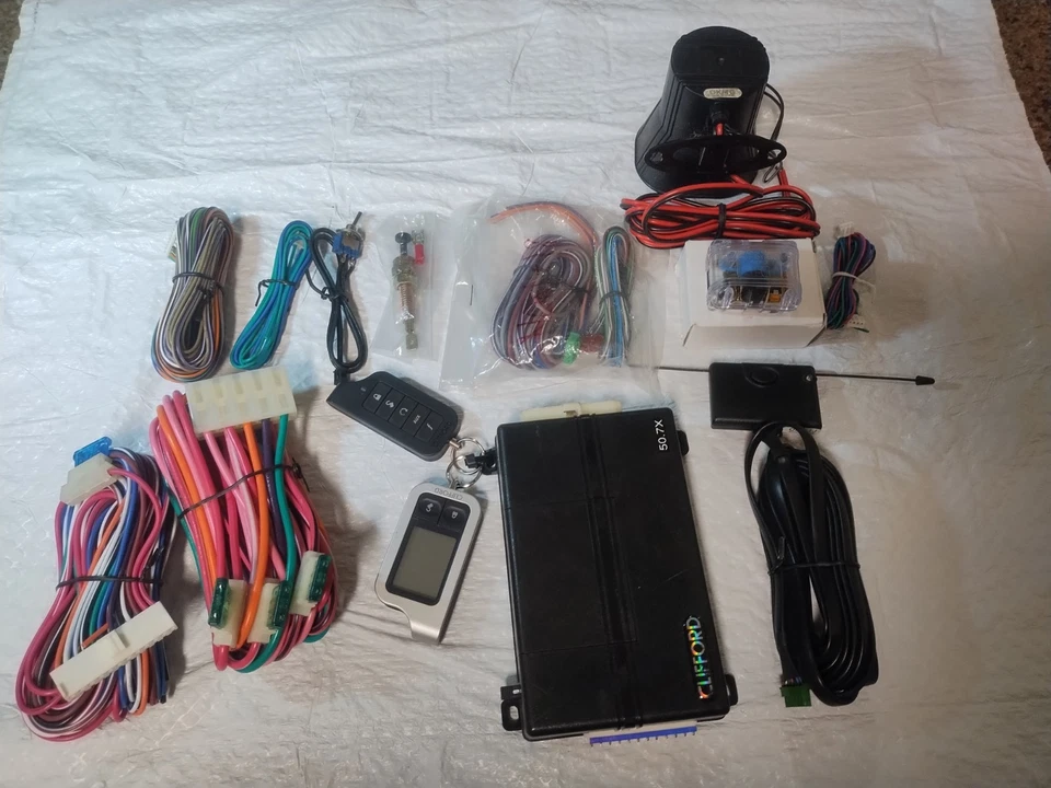 CLIFFORD 50.7X REMOTE START AND SECURITY - Image 3 of 4