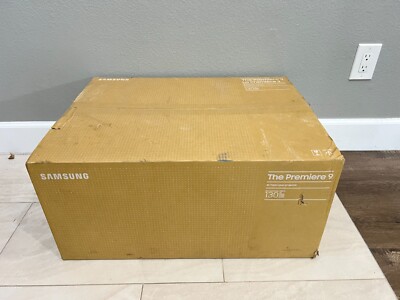 NEW Samsung 130'' The Premiere LPU9D Laser Projector - SP-LPU9DSAXXZA - 4K UHD TV