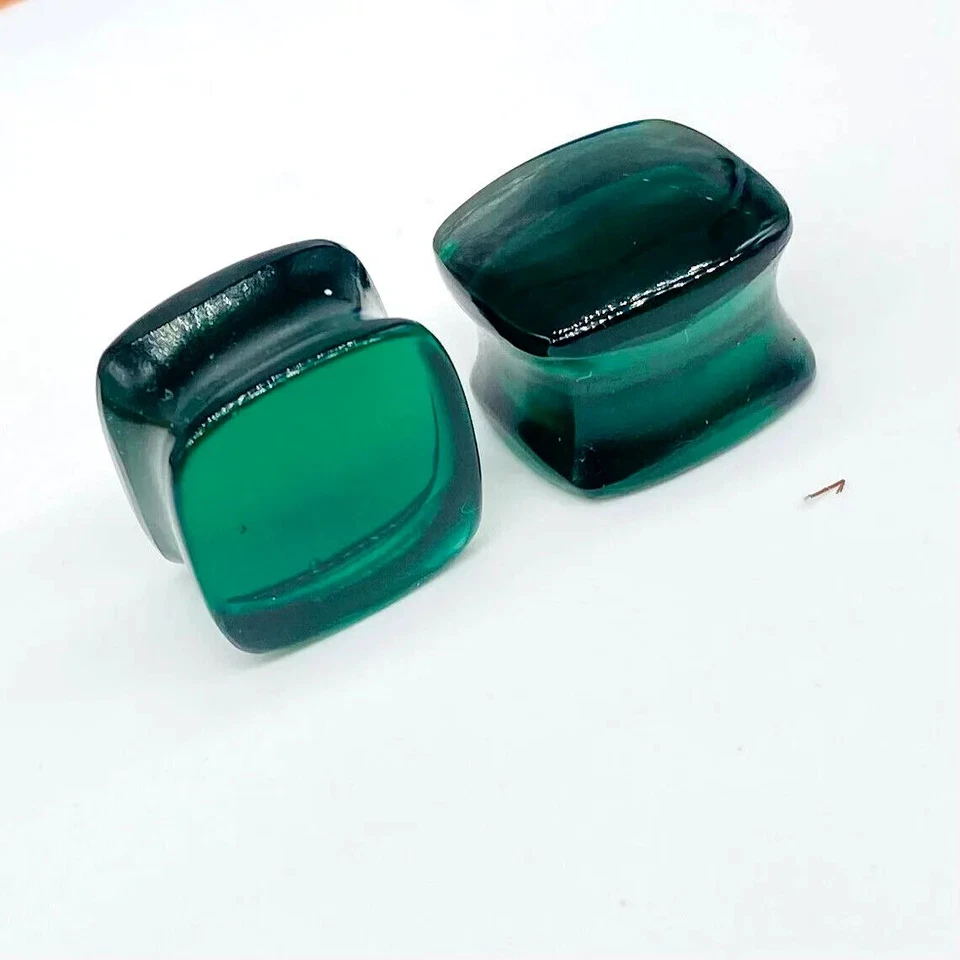 Par de tapones para los oídos con forma de cojín artesanal de piedra simulada esmeralda tamaño 8 g - 54 mm Foto 2 de 4