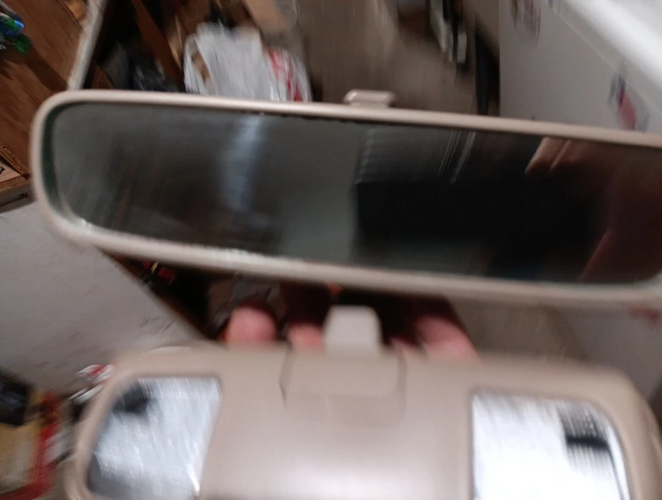 Luces de lectura de mapa de espejo retrovisor Toyota T100 1996-98 funciona ahora ver fotos Foto 2 de 4