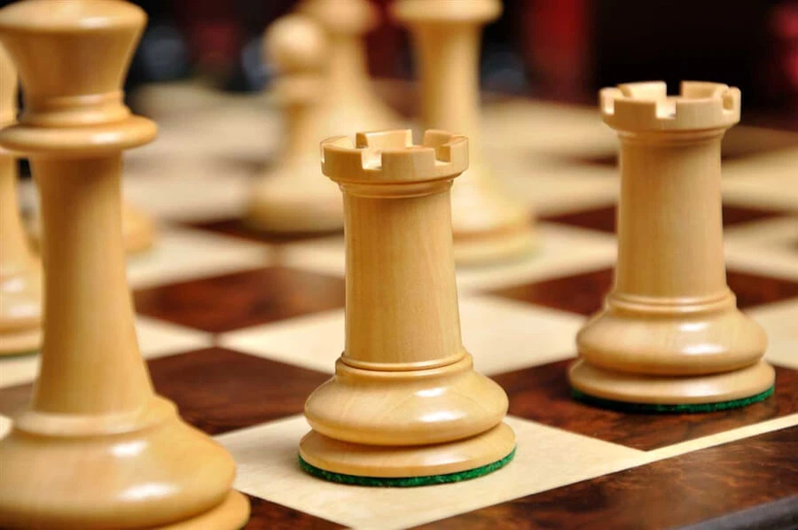 The Harrwitz Luxury Chess Set - Pieces Only - 3.5" King - Genuine Ebony - Image 3 of 4