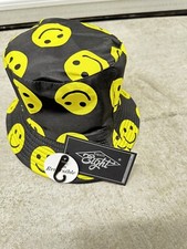 Smiley Face Bucket Hat Reversible to Black NEW /W TAGS Eighty Eight