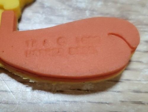 Tweety Bird Warner Brothers Rubber Vintage 1990s Keychain Fob - Picture 2 of 4