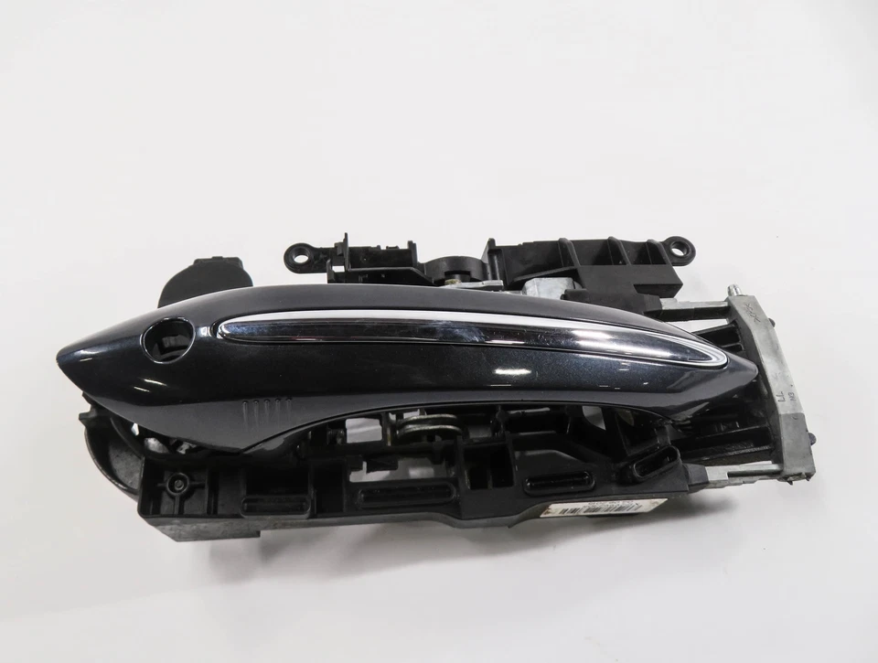 BMW M6///M (F06) 2014-2019 GRAN CUPÉ - MANIJA DE PUERTA DELANTERA IZQUIERDA CONFORT (GRIS) Foto 2 de 4