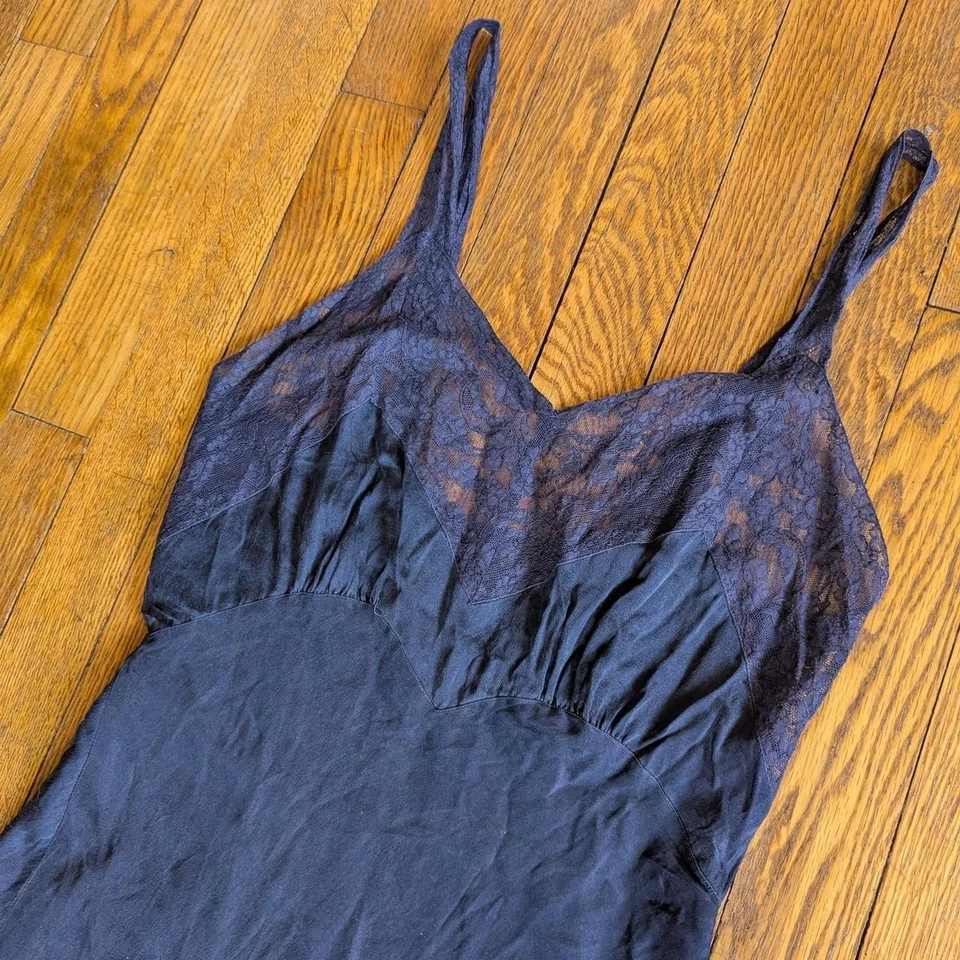 Vintage 1940s Bias Cut Slip Dress Silk Heavenly Silk Lingerie by Fischer Small  - Image 3 of 4