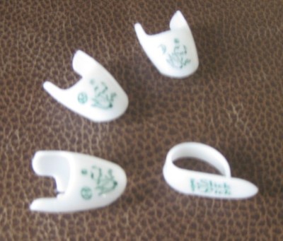 3 Freedom Picks by Fred Kelly Medium & 1 Thumb Slick Pick