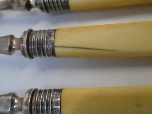 VINTAGE SILVER PLATED EPNS FAUX BONE HANDLE FORKS ENGLAND STERLING COLLAR HA - Picture 3 of 9
