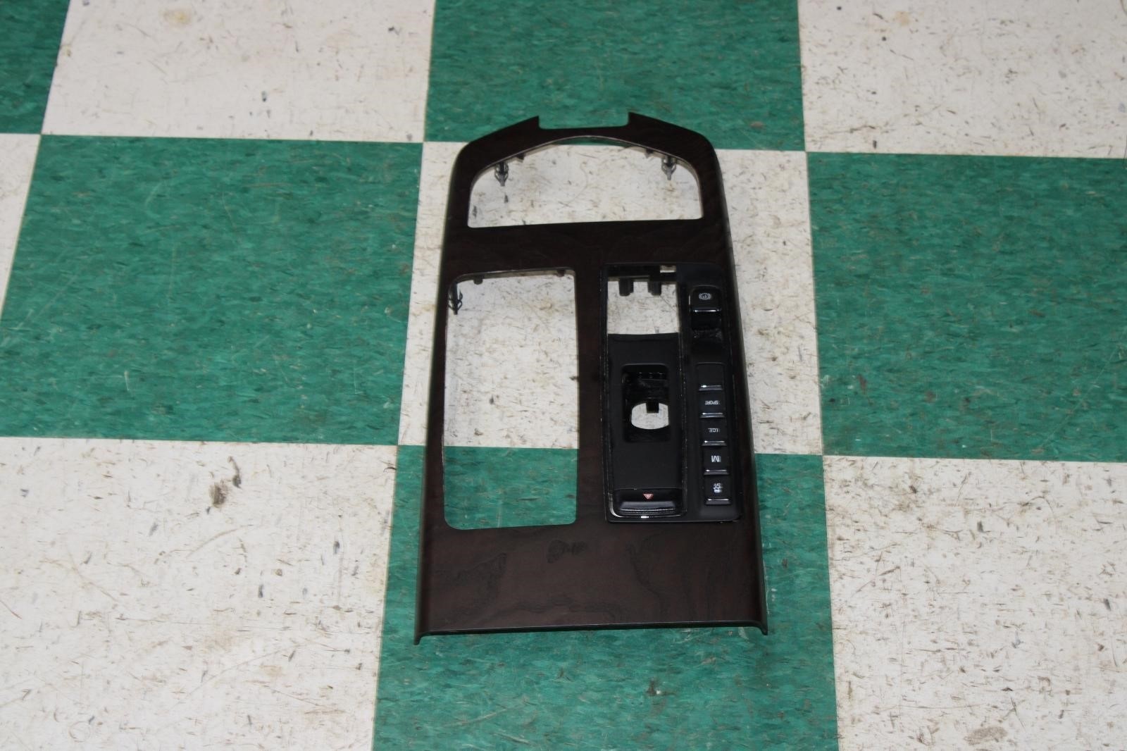 Maserati Ghibli 2014-2017 Center console trim panel