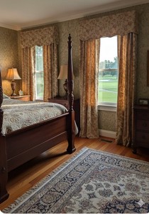 Regal Collection Draperies 5 Panels 2Toppers Each Panel W 50” L84” Gold Paisley