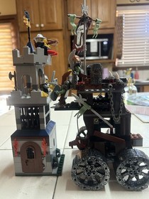 LEGO Castle 7037 Tower Raid Vintage Complete Medieval Set With Both Manuals