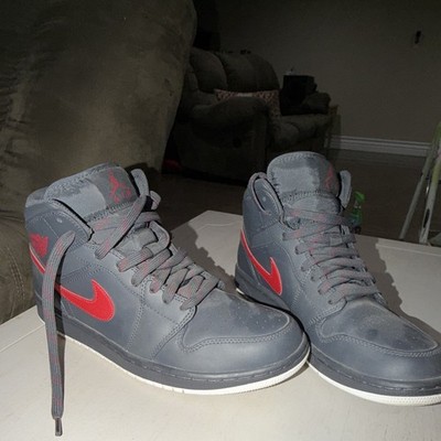 Nike Air Jordan 1 Retro Mid Anthracite Gym Red Leather Men s 554724-045 size 9
