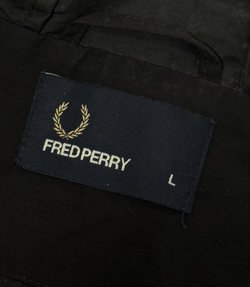 Fred Perry Offshore Hooded Parka Size L/XL Black Mod Scooter Casuals Terraces - Image 3 of 4