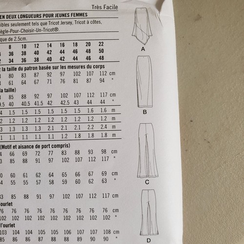 Simplicity Muster R11771 Bootcut Hose Rock 1 Stunde Easy Misses 4 - 12 UNGESCHNITTEN - Bild 5 von 6