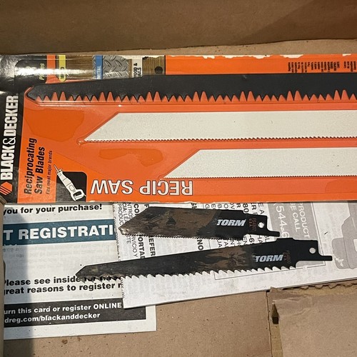 Black Decker Firestorm CRS144 14.4v Cordless Reciprocating Saw With Battery Tool - Picture 8 of 8