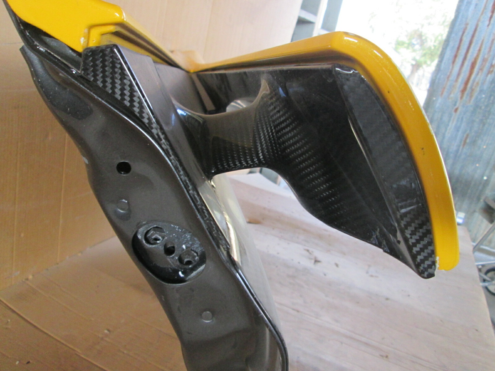 McLaren 570S Door - RH Passenger Door With Carbon Fiber Panels - Damaged