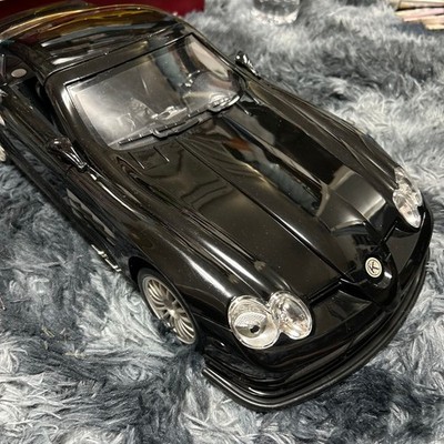Mercedes-Benz SLR McLaren Black