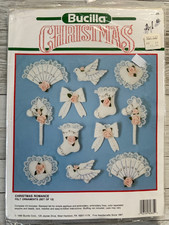 BUCILLA Christmas Romance Felt Ornaments Vintage Kit 1990 82835