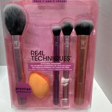 Real Techniques Everyday Essentials Brush Set - Pack of 5