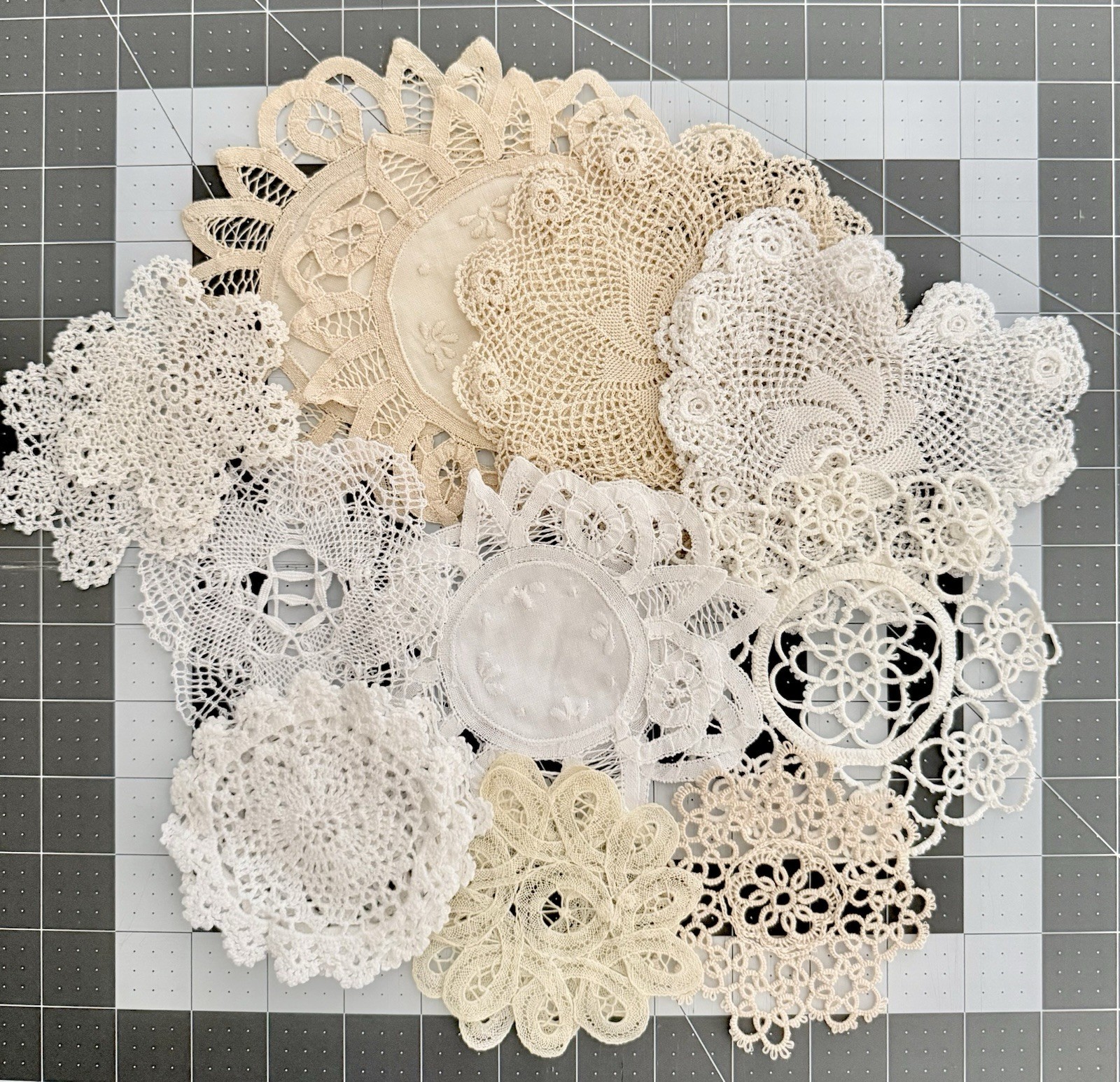 Lot 18 Vintage Crochet Lace Doilies Handmade Mixed Ivory/White Ephemera Crafts