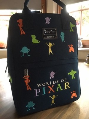 Disney Loungefly Rucksack Tasche World of Pixar Disney Parks Kollektion