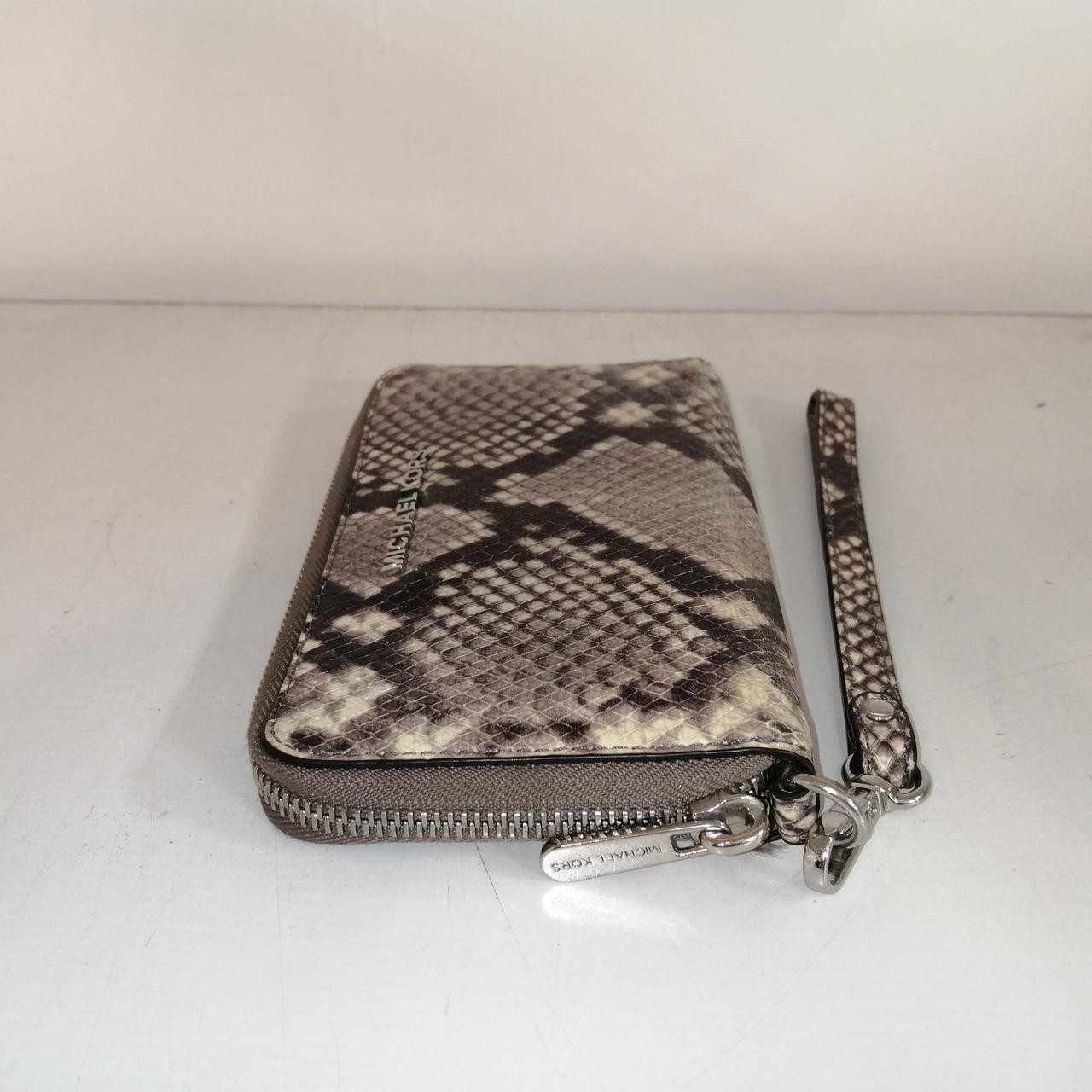 MICHAEL KORS Python pattern long wallet Model BEG… - image 4