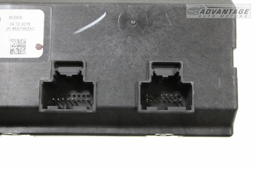 2017-24 CHRYSLER PACIFICA FRONT LEFT DRIVER SIDE SEAT MEMORY CONTROL MODULE OEM - Picture 6 of 9