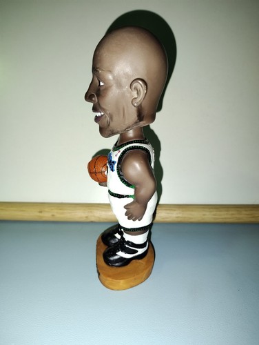 Kevin Garnett Minnesota Timberwolves Bobblehead Doll Night Dec. 2000 - Picture 6 of 10