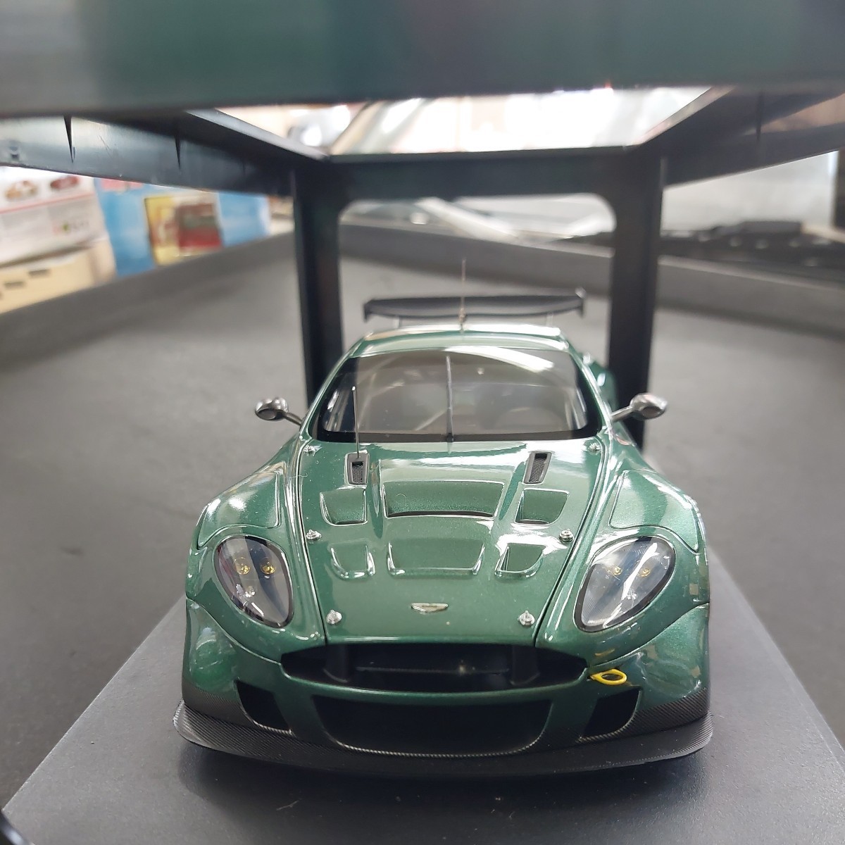 solido 1/18 アストンマーチン DBR9 1/18 Aston Martin DBR9 (05 Leman) Solido : r/Diecast