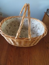 Brown Wicker Basket w/handles  Tan/Brown Cloth Lining 16"LX13"WX6"